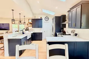 361 Rider Ave, Patchogue, NY 11772 - Photo 10