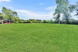 361 Rider Ave, Patchogue, NY 11772 - Photo 38