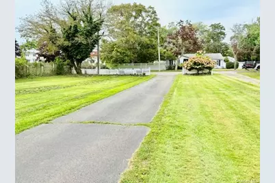 361 Rider Avenue, Patchogue, NY 11772 - Photo 36