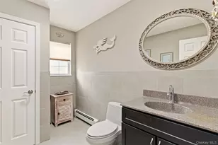 4 Macintosh Ln, Selden, NY 11784 - Photo 10