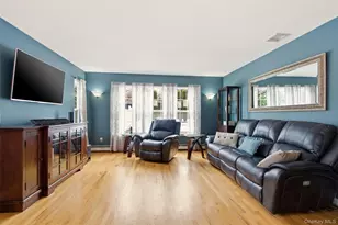 4 Macintosh Ln, Selden, NY 11784 - Photo 8