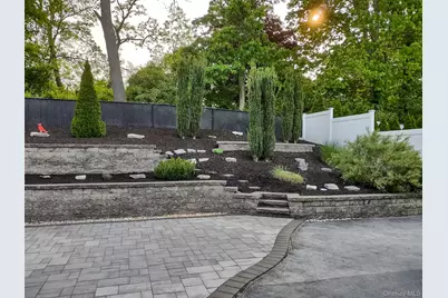 4 Macintosh Lane, Selden, NY 11784 - Photo 18