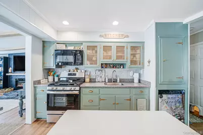 47 Grover Lane, East Northport, NY 11731 - Photo 12