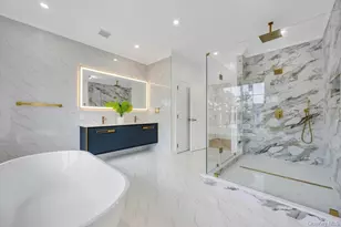 49 Anvil Ln, Levittown, NY 11756 - Photo 32