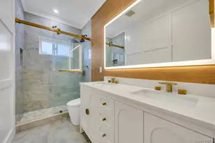 49 Anvil Ln, Levittown, NY 11756 - Photo 36