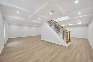 49 Anvil Ln, Levittown, NY 11756 - Photo 40