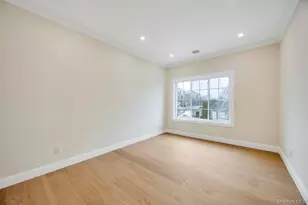 49 Anvil Ln, Levittown, NY 11756 - Photo 22