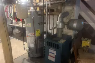 22 Eton St, Valley Stream, NY 11581 - Photo 30