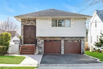 18 Cumberland Street, Rockville Centre, NY 11570 - Photo 1