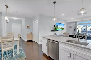 622 Marina Pointe Dr, East Rockaway, NY 11518 - Photo 14