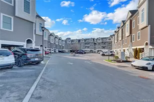 622 Marina Pointe Dr, East Rockaway, NY 11518 - Photo 24