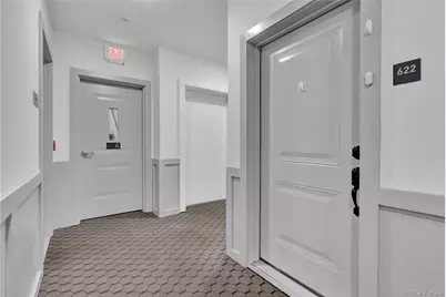 622 Marina Pointe Drive #622, East Rockaway, NY 11518 - Photo 22