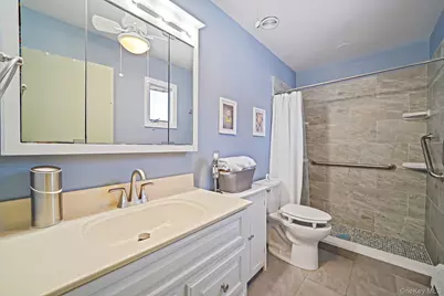 68 Sequoia Way, Holbrook, NY 11741 - Photo 26