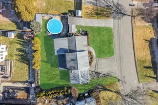 7 Marlowe Pl, Greenlawn, NY 11740 - Photo 6