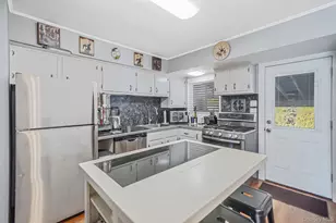 7 Marlowe Pl, Greenlawn, NY 11740 - Photo 12