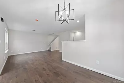 1004 Cypress Court, Highland Mills, NY 10930 - Photo 4