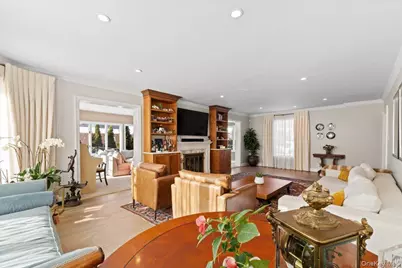 25 Pond Park Road, Great Neck, NY 11023 - Photo 8