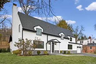 199 Salem Rd, East Hills, NY 11577 - Photo 2