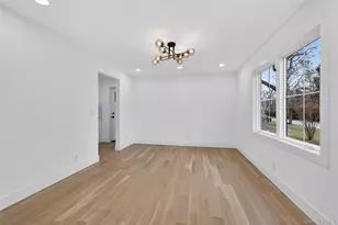 199 Salem Rd, East Hills, NY 11577 - Photo 18