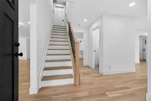 199 Salem Rd, East Hills, NY 11577 - Photo 4