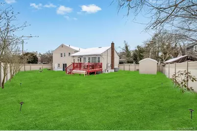 178 Gerhard Road, Plainview, NY 11803 - Photo 2