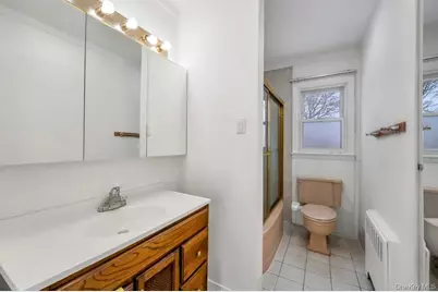 178 Gerhard Road, Plainview, NY 11803 - Photo 12