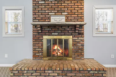 211 Oswego Avenue, Medford, NY 11763 - Photo 8