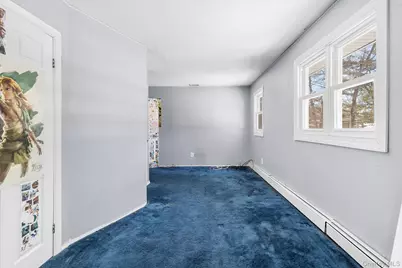 211 Oswego Avenue, Medford, NY 11763 - Photo 12