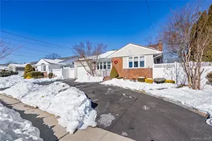237 Linden St, Massapequa Park, NY 11762 - Photo 4