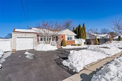 237 Linden Street, Massapequa Park, NY 11762 - Photo 2