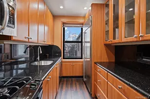 77-15 Ditmars Blvd, Jackson Heights, NY 11370 - Photo 14