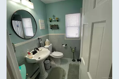 315 Maryland Avenue, Freeport, NY 11520 - Photo 2