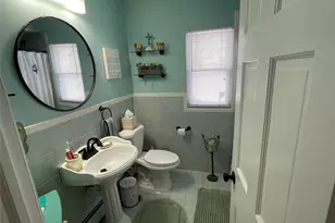 315 Maryland Ave, Freeport, NY 11520 - Photo 2