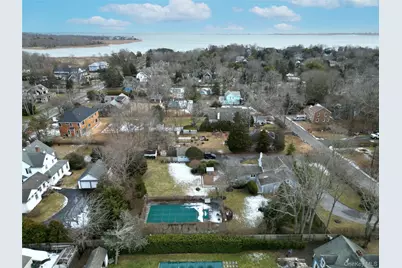15 Walnut Avenue, East Quogue, NY 11942 - Photo 10