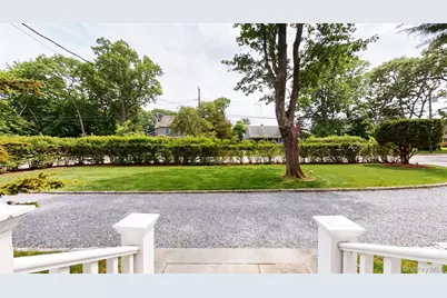 15 Walnut Avenue, East Quogue, NY 11942 - Photo 4