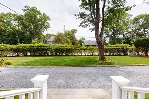 15 Walnut Ave, East Quogue, NY 11942 - Photo 4