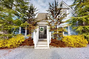 15 Walnut Ave, East Quogue, NY 11942 - Photo 4