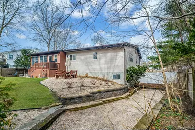 76 Hollywood Avenue, Selden, NY 11784 - Photo 12