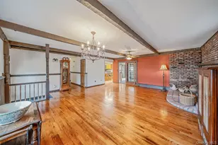 76 Hollywood Ave, Selden, NY 11784 - Photo 22