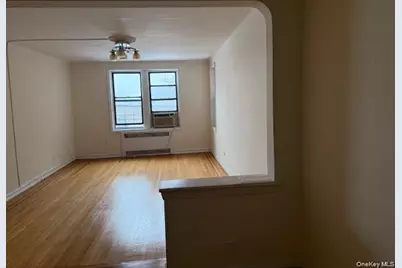 118-14 83rd Avenue #3G, Kew Gardens, NY 11415 - Photo 4