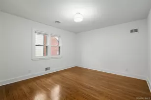 319 Wagner Ave, Mamaroneck, NY 10543 - Photo 12