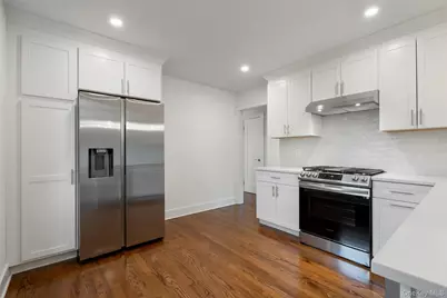 319 Wagner Avenue, Mamaroneck, NY 10543 - Photo 6