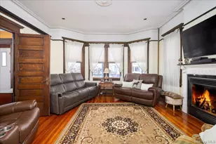 2-25 Beach 120th St, Rockaway Park, NY 11694 - Photo 12