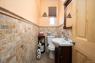 2-25 Beach 120th St, Rockaway Park, NY 11694 - Photo 18