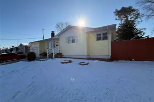 200 Hancock St, Brentwood, NY 11717 - Photo 2