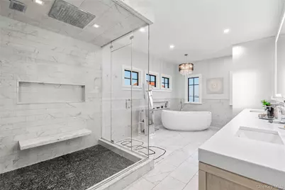 9 Brittany Lane, New Rochelle, NY 10805 - Photo 18