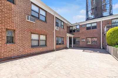 1203 E Broadway #G22, Hewlett, NY 11557 - Photo 16