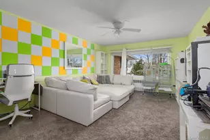 285 Edmunton, North Babylon, NY 11703 - Photo 4