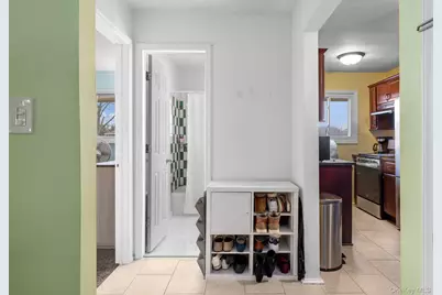 285 Edmunton #16, North Babylon, NY 11703 - Photo 8