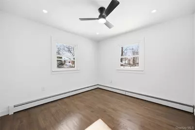 78 Roslyn Street, Islip Terrace, NY 11752 - Photo 22